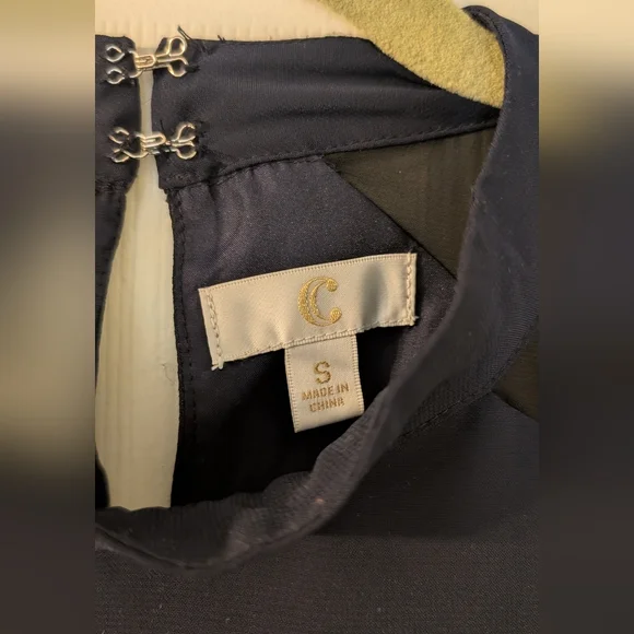 Charlotte Russe Navy Sleeveless Dress with Black Lace Accents - Picture 4 of 5